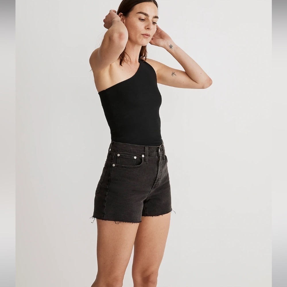 Madewell High-Rise Faded Black Denim Shorts Size 27